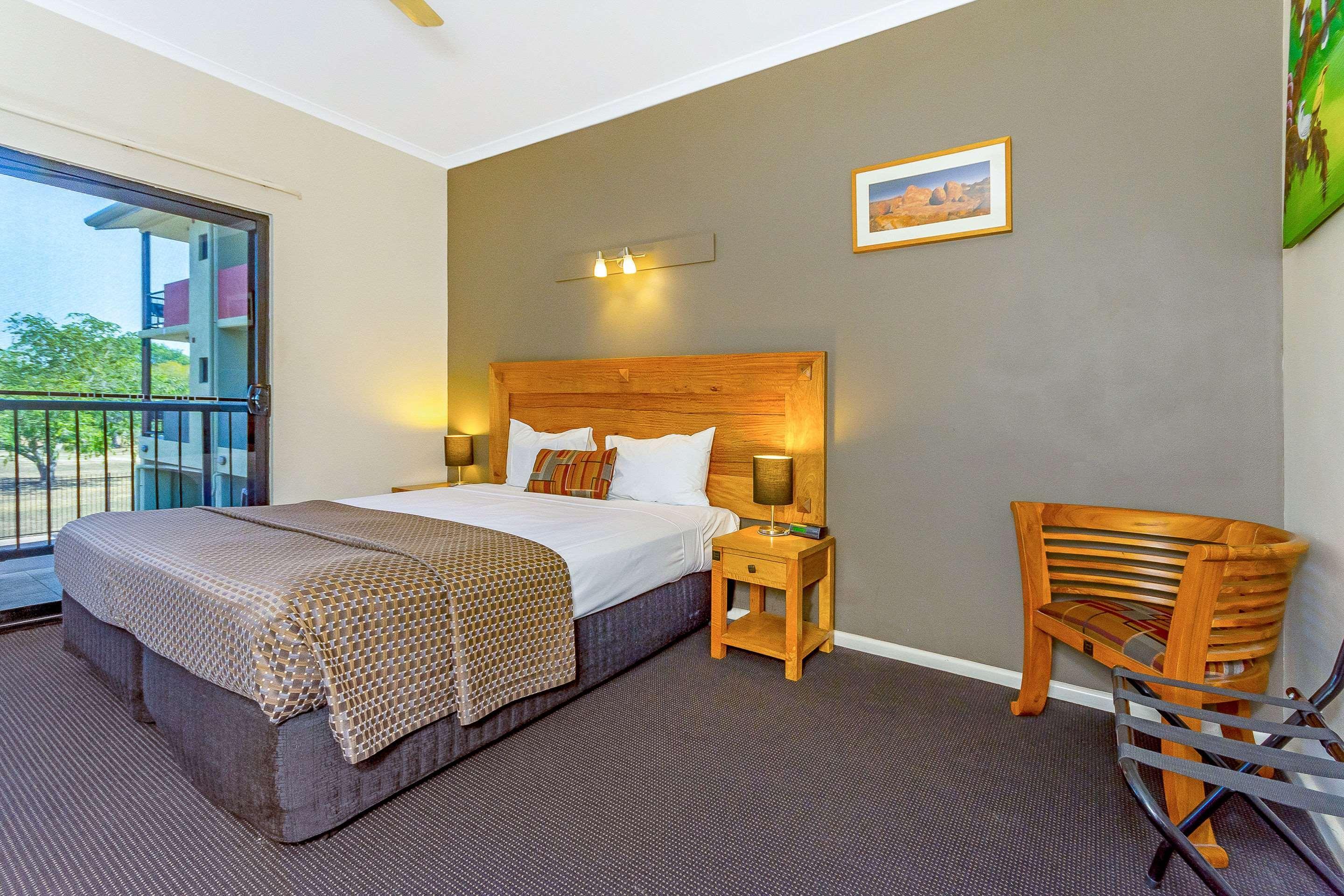 Quality Hotel Darwin Airport Eksteriør bilde A room at the hotel