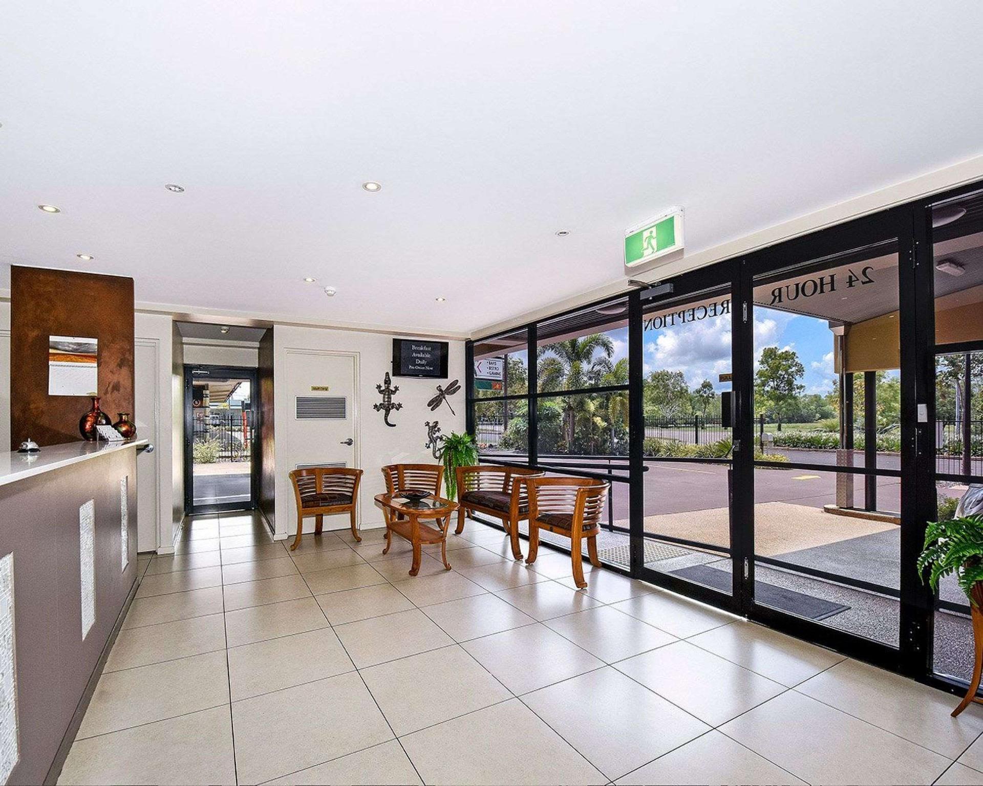 Quality Hotel Darwin Airport Eksteriør bilde The lobby of the hotel