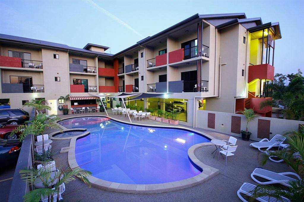 Quality Hotel Darwin Airport Fasiliteter bilde The hotel's pool