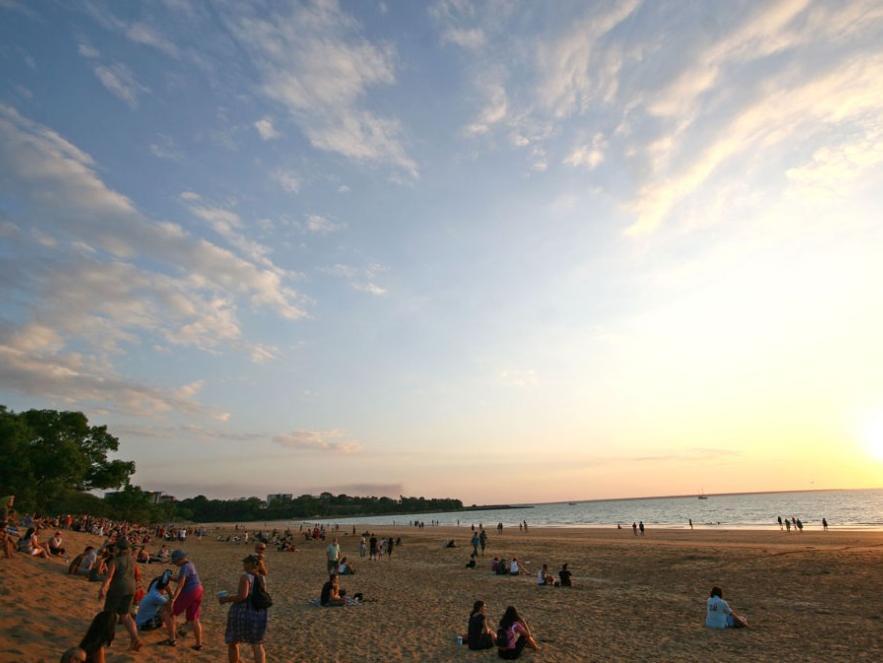 Quality Hotel Darwin Airport Eksteriør bilde Sunset at Tanjung Piai